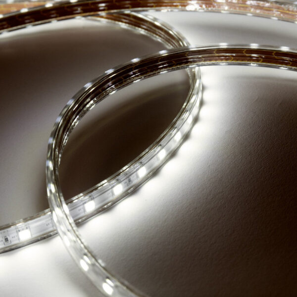 Tira de 60 LEDs/M 500W 42.000Lm 6000ºK SMD5050 220VAC IP65 x50M 40.000H  [HO-220-60-50M-CW]