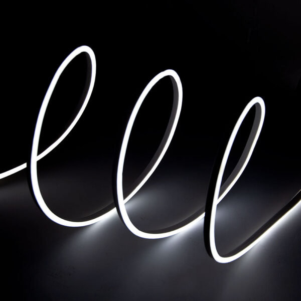 Tira LED Manguera "Neon Flex" 6W 6000ºK 220VAC 8x16mm Simple 120xSMD2835 6W/M x1M 40.000H  [HO-NSPVC8x16SOY220CW]