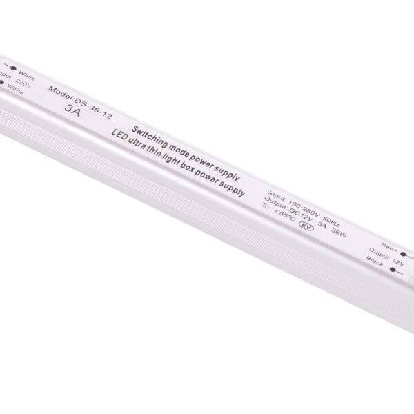 Transformador LED Ultrafina  36W 12VDC_110V-220V/AC IP20  [CP-36-12_220 IP21]