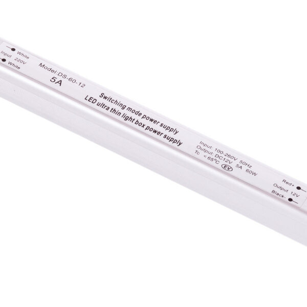 Transformador LED Ultrafina  60W 12VDC_110V-220V/AC IP20  [CP-60-12_220 IP21]