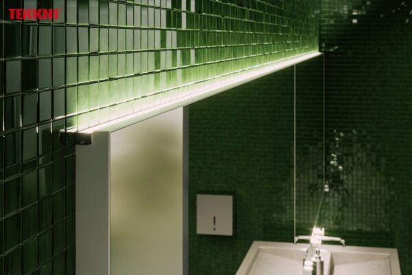 ll_38_0880_20_4 Perfíl Aluminio KIMERA-"HOM" Anodizado Plata con Difusor Opal , Tapones y Clips Sujección 2,02M