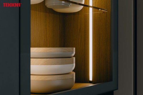 ll_38_1000_20_4 Perfíl Aluminio KIMERA-"UHRE" Anodizado Plata con Difusor Opal , Tapones y Clips Sujección 2,02M