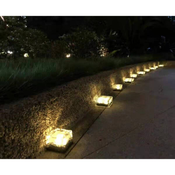 Luz LED Solar Jardín IP65 30.000H [LUM-D3]